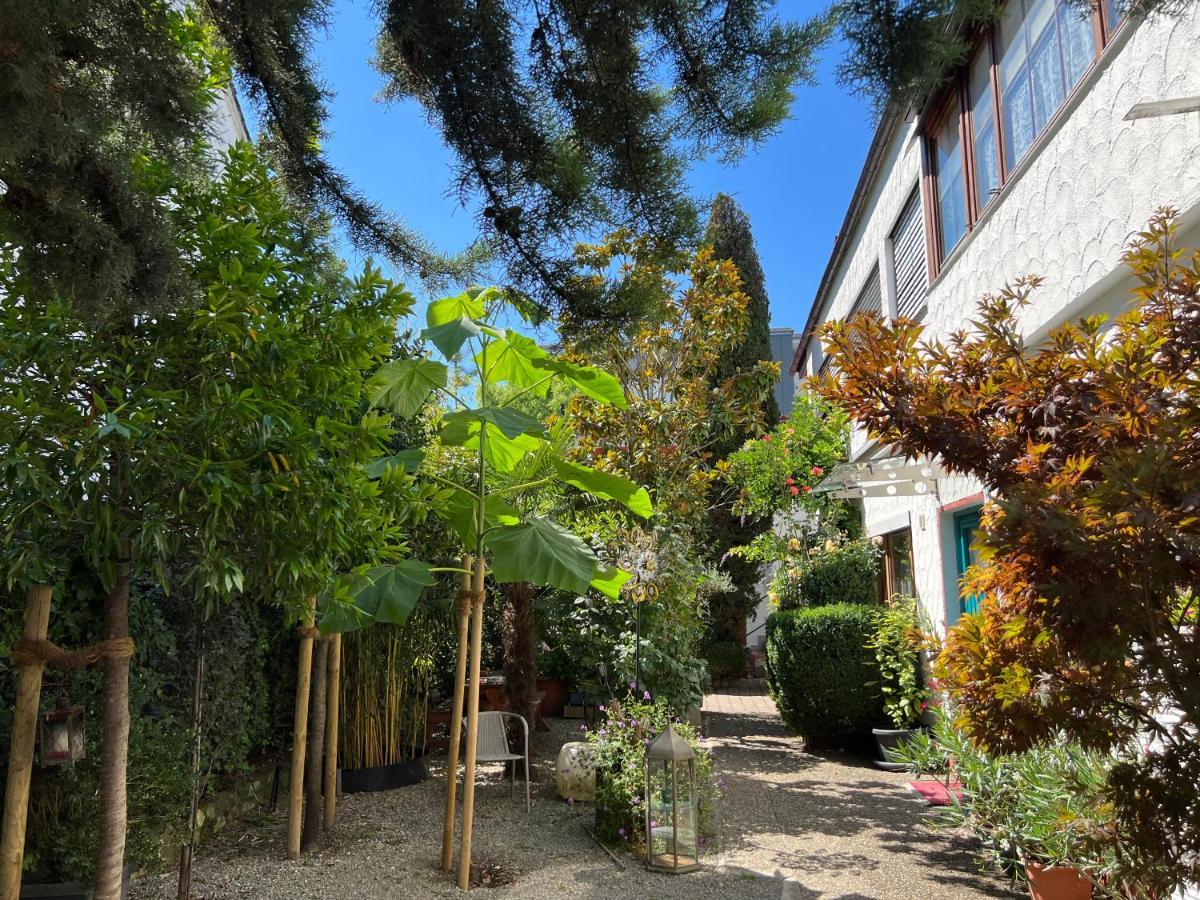 Haus Pia Executive Apartments FDH Exterior foto